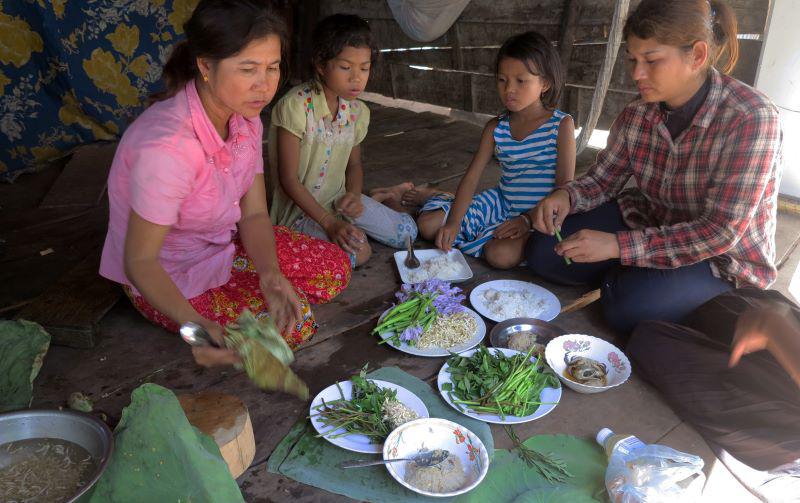 Photo 29 - Le repas familial